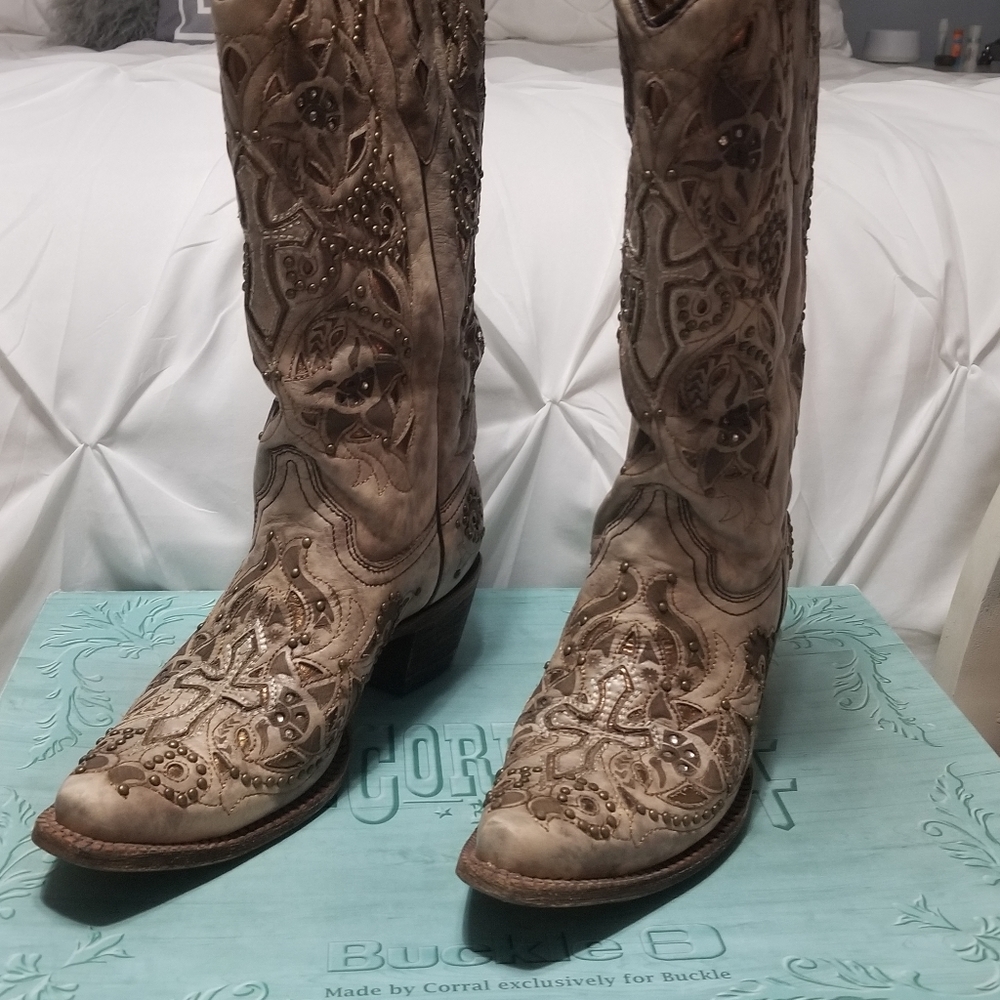 Womens boots